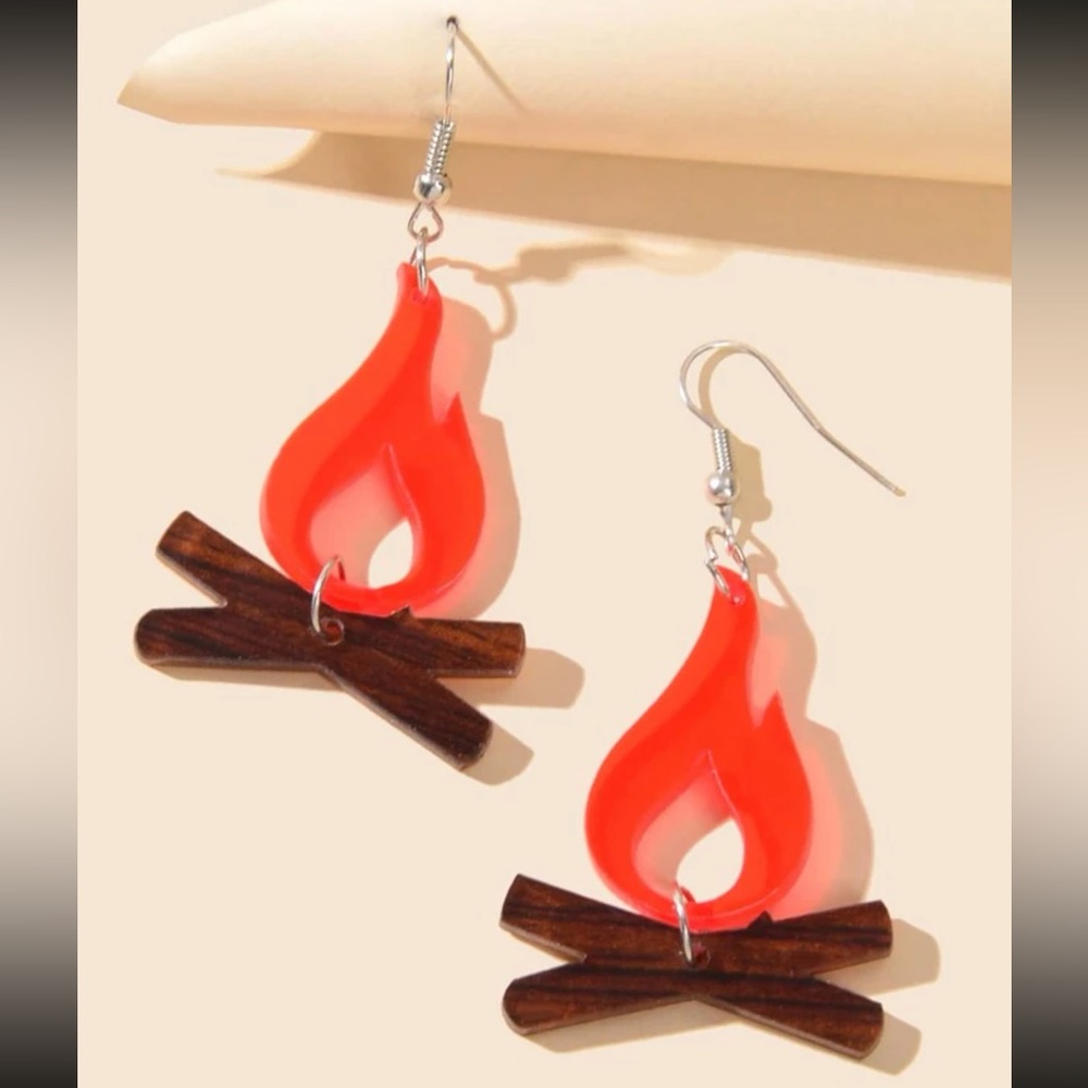 ⛺️ Awesome Campfire Fire Drop Earrings 🔥 - Picture 3 of 5